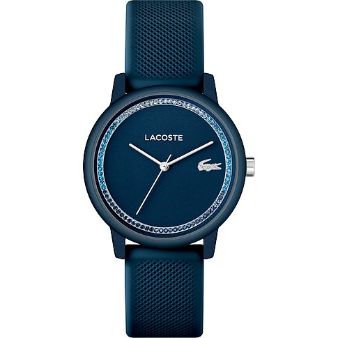 Dunkelblaue Lacoste Damenuhr aus Aluminium mit blauem Armband und glitzernden Schmucksteinen um das Zifferblatt.
