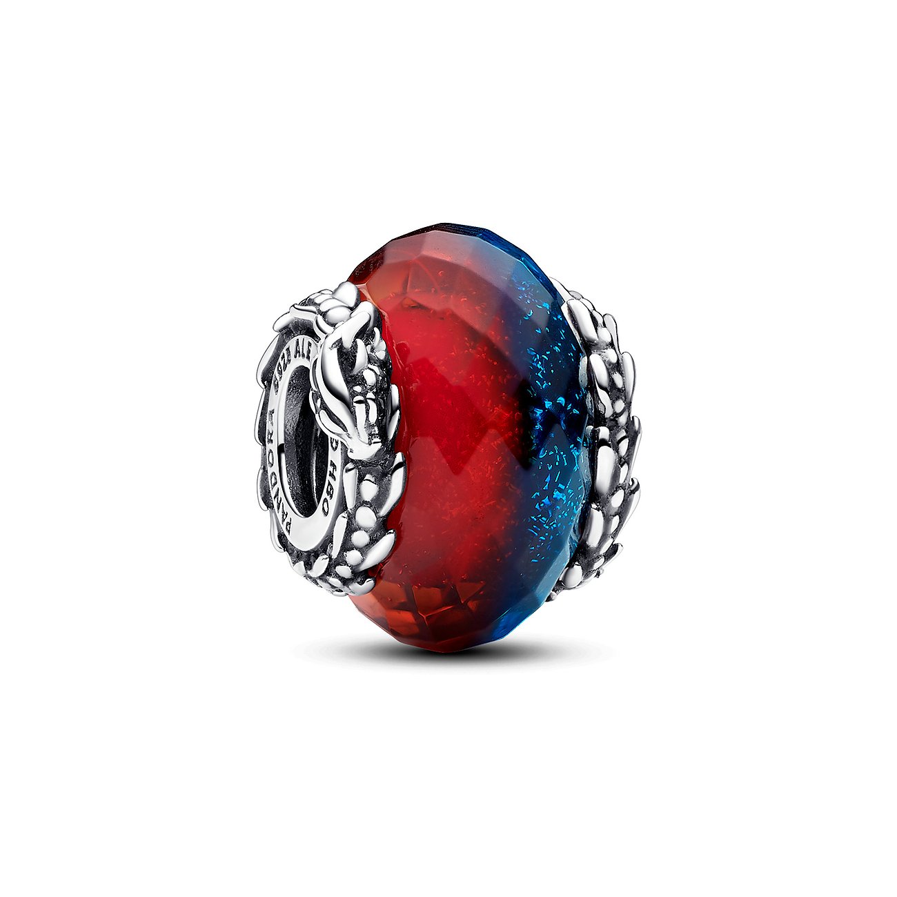 Pandora Anhängeschmuck mit rotem und blauem geschliffenem Glas, umgeben von einem Drachen aus 925er Silber.