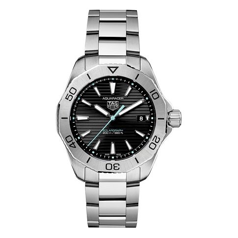 TAG Heuer Herrenuhr mit Edelstahlgehäuse, schwarzem Zifferblatt und analoger Anzeige.