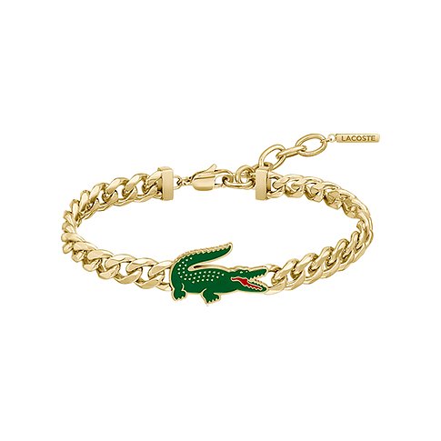 Lacoste armband, geelverguld roestvrij staal met geëmailleerde groen-rode krokodilhanger, bovenaanzicht.