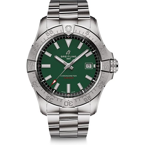 Breitling Herrenuhr mit Edelstahlgehäuse, grünem Zifferblatt und silberfarbenem Armband.