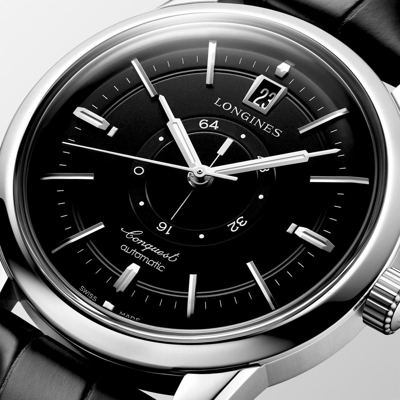Longines Herrenuhr mit Edelstahlgehäuse, schwarzem Zifferblatt und Datumsanzeige.