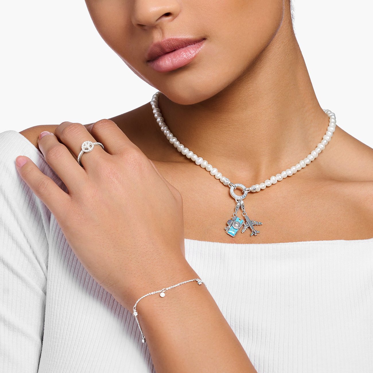 Thomas Sabo Anhängeschmuck aus 925er Silber mit Zirkonia.