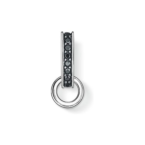 Thomas Sabo Anhängeschmuck aus 925er Silber mit schwarzen Steinen und Ring.
