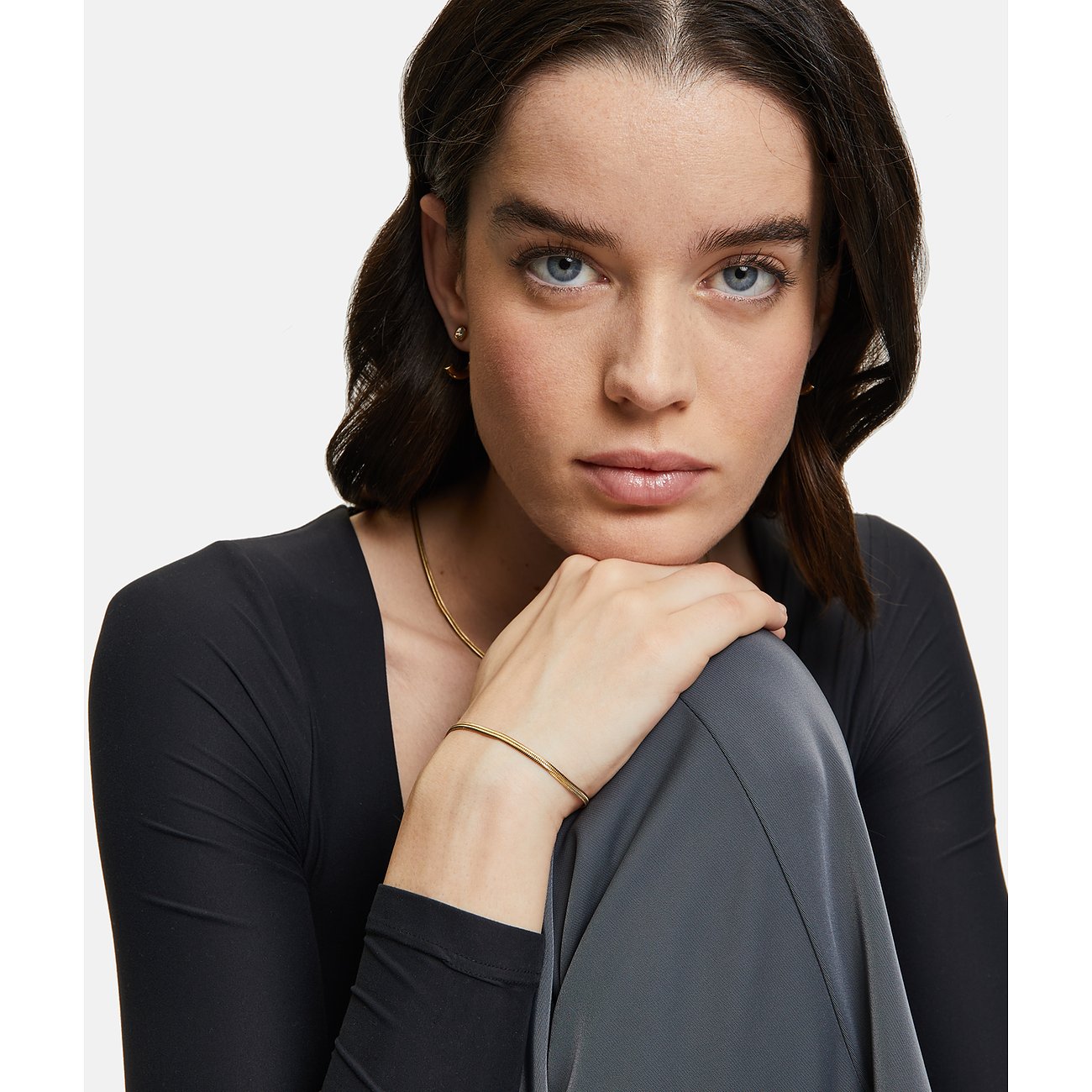 Tamaris Schmuckset aus Edelstahl mit Glassteinen, Armband und Ohrsteckern.