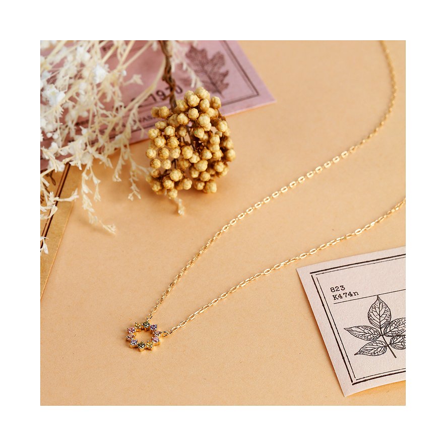 FAVS halsband i 375 gult guld med färgglada zirkoner.