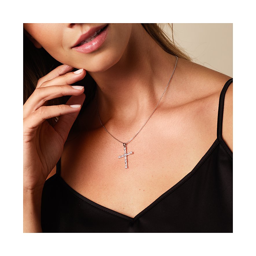 CHRIST Halsschmuck aus 925er recyceltem Silber mit Zirkonia.