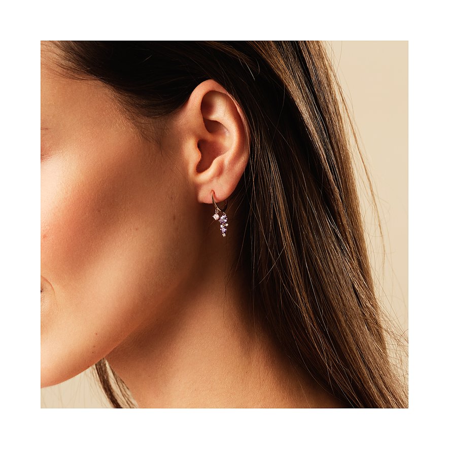 CHRIST Ohrstecker aus 585 Roségold mit Amethysten und weißen Zirkonia.