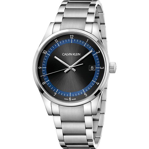 Calvin Klein Herrenuhr mit Edelstahlgehäuse, schwarzem Zifferblatt und blauer Lünette.