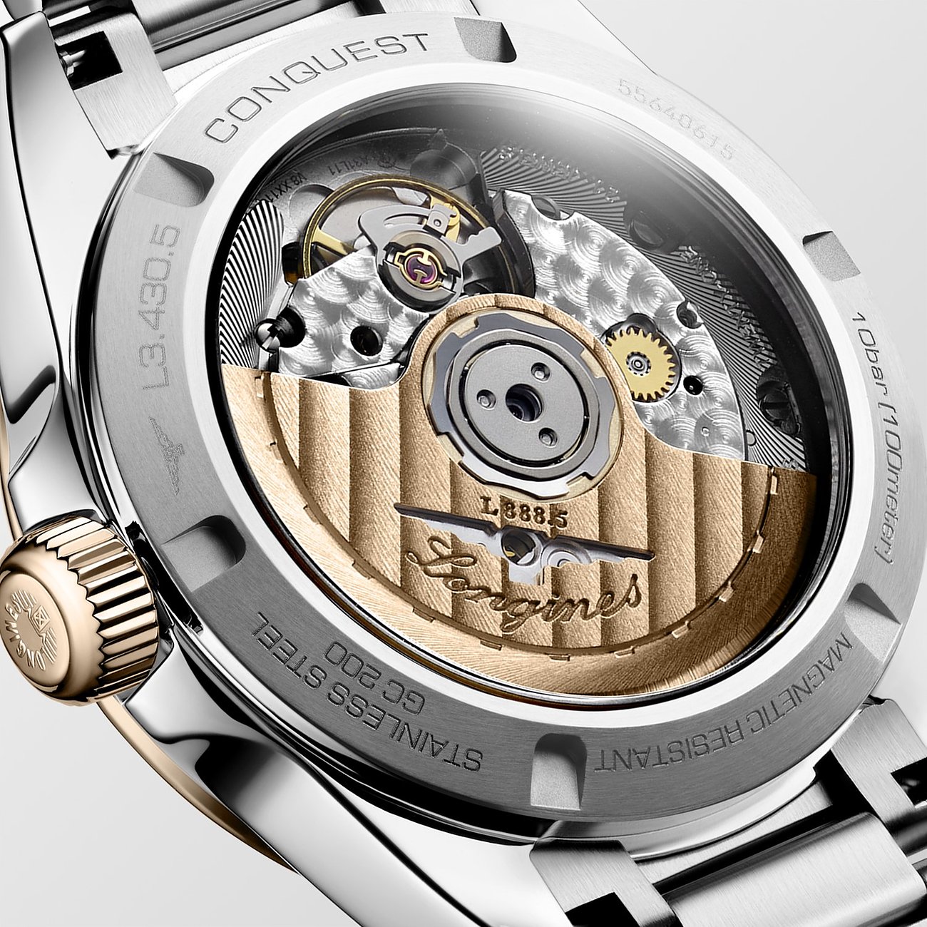 Longines Conquest Damenuhr mit Edelstahlgehäuse, Roségoldakzenten und Sichtboden.