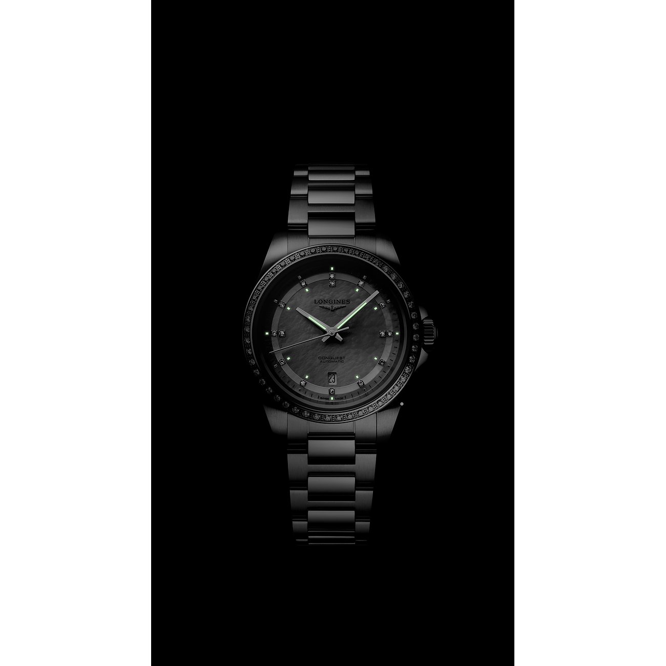 Longines Conquest Damenuhr aus Edelstahl mit Diamanten, analog, mit Datumsanzeige.