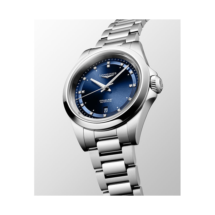 Longines Conquest Damenuhr aus Edelstahl mit Diamanten und blauem Zifferblatt.
