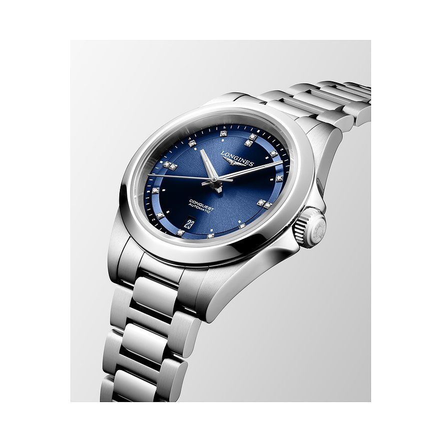 Longines Damenuhr aus Edelstahl mit Diamanten und blauem Zifferblatt.
