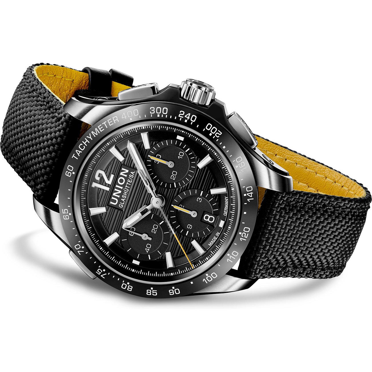 Union Glashütte Chronograph mit Edelstahlgehäuse, schwarzem Zifferblatt und schwarzer Keramik-Lünette.