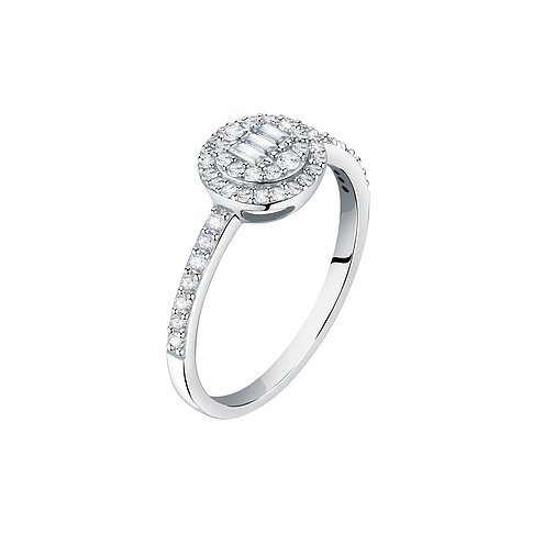 CHRIST ring van 750 witgoud met baguette-geslepen en pavé diamanten.