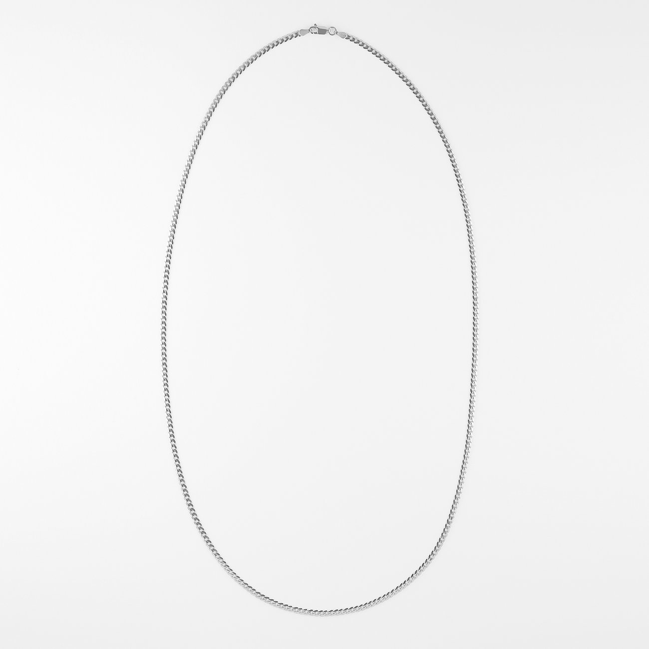 FAVS Halskette aus 925er Silber mit flachen Gliedern.