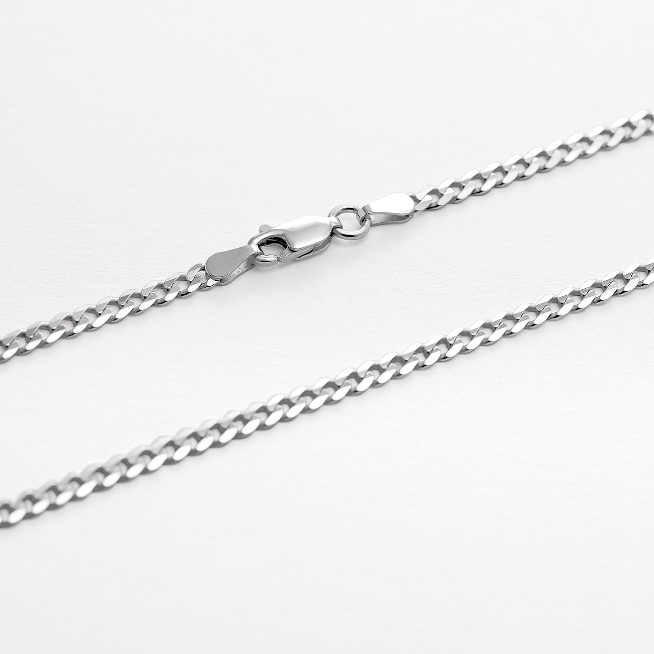 FAVS Silberkette aus 925er Silber mit Karabinerverschluss.