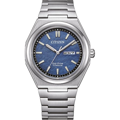 Citizen Herrenuhr mit Titan-Gehäuse, blauem Zifferblatt und Datumsanzeige.