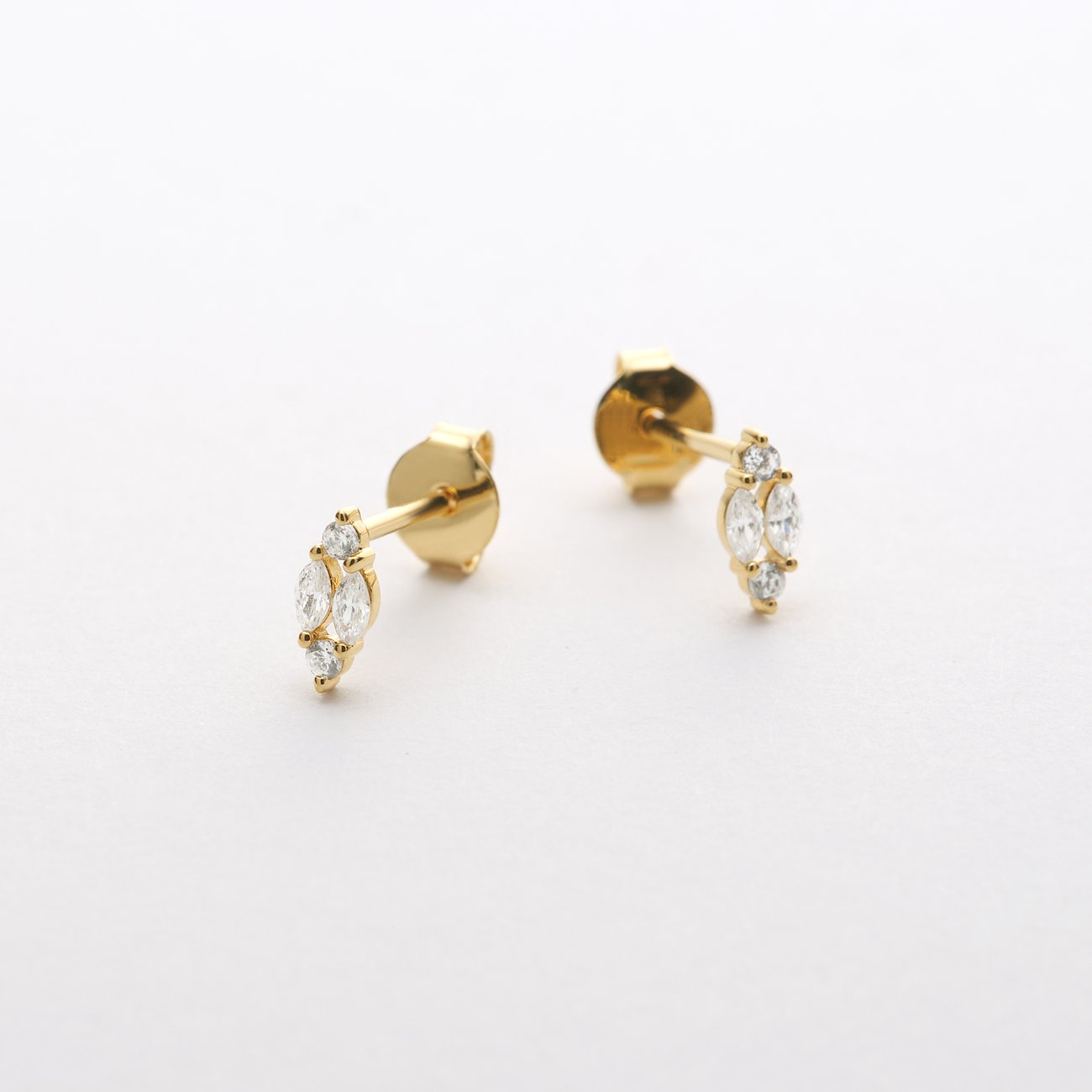 FAVS Ohrstecker aus 375 Gelbgold mit Zirkonia.