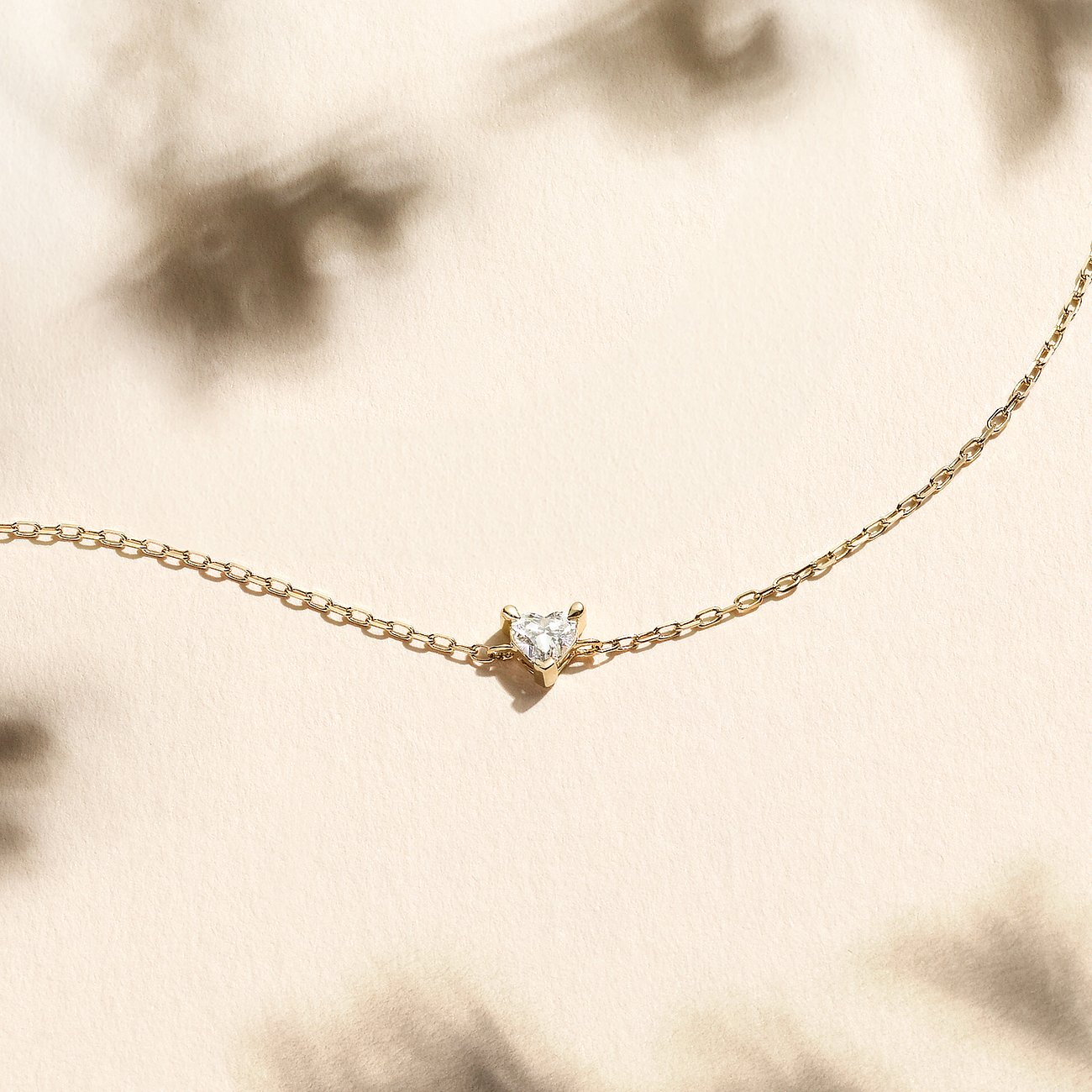 Live Diamond Armband aus 375 Gelbgold mit Diamant im Herzschliff.
