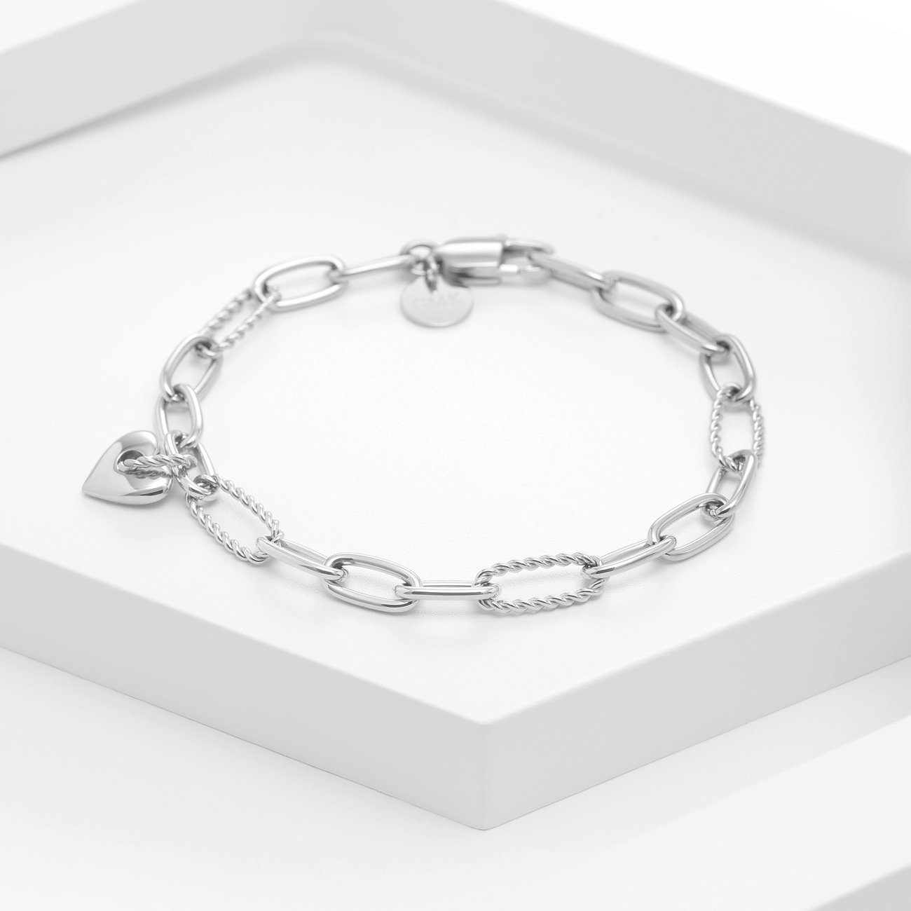 GMK Collection armband i rostfritt stål med hjärthänge och länkkedja.