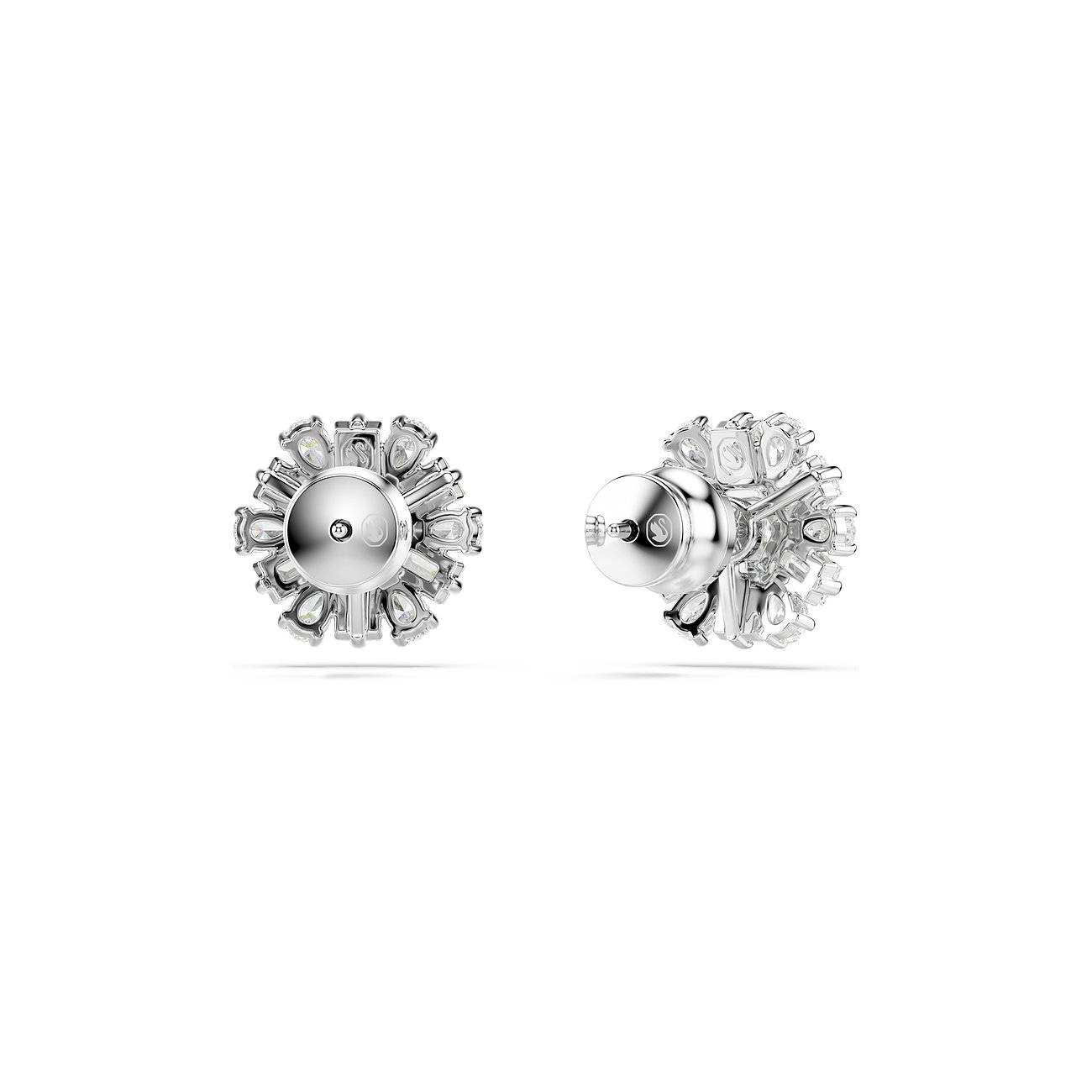 Swarovski oorstekers van metaal met kristallen, bloemig.