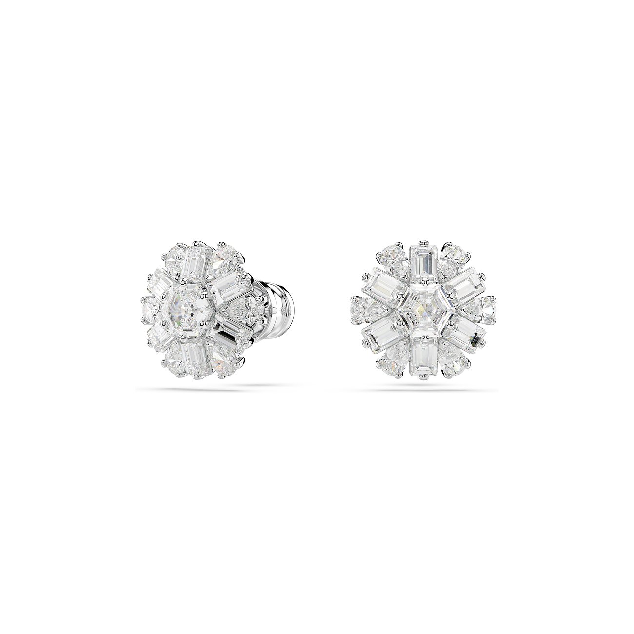 Swarovski oorstekers van metaal met kristallen, bloemig.