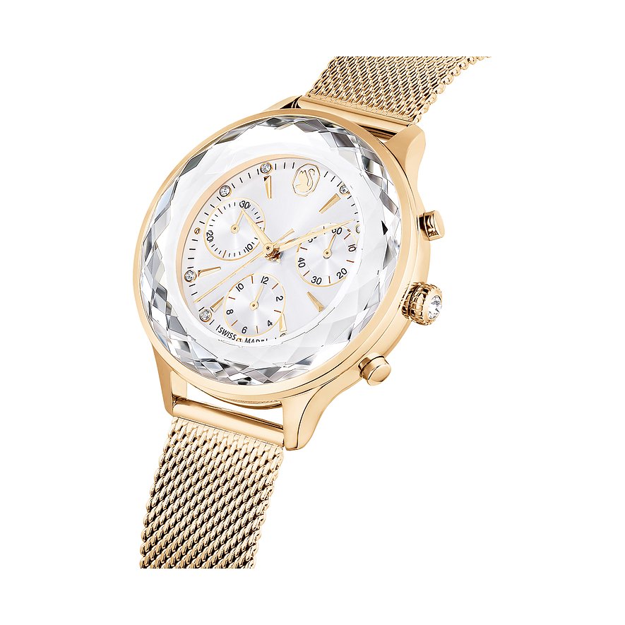 Swarovski Damenuhr mit rosévergoldetem Metallgehäuse, weißem Zifferblatt und Kristallen.