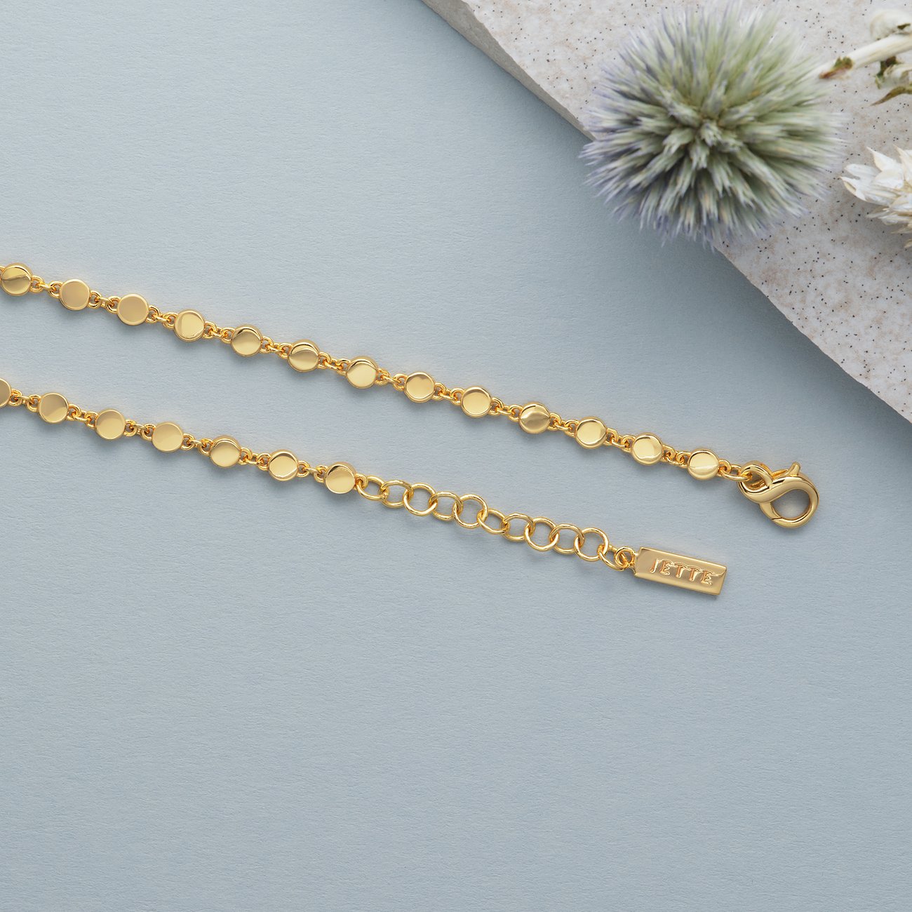 JETTE Halsschmuck aus 925er Silber mit runden Zirkonia.