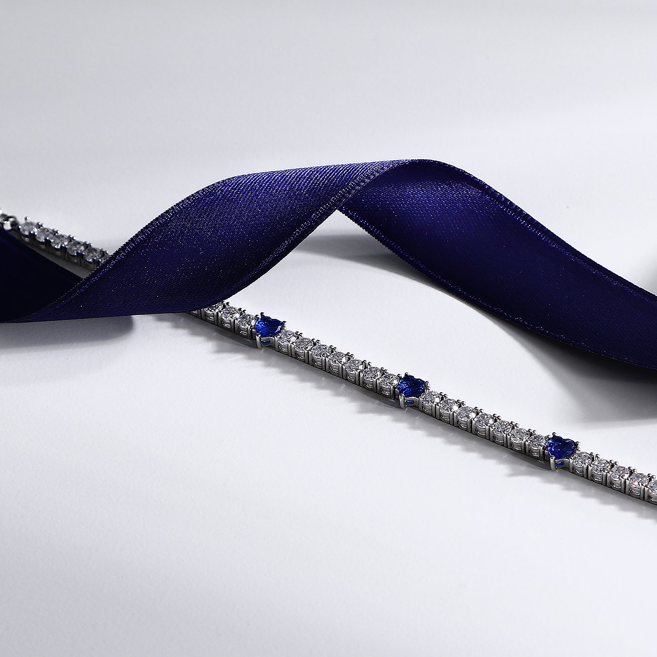 Morellato Armband aus 925er recyceltem Silber mit Zirkonia.