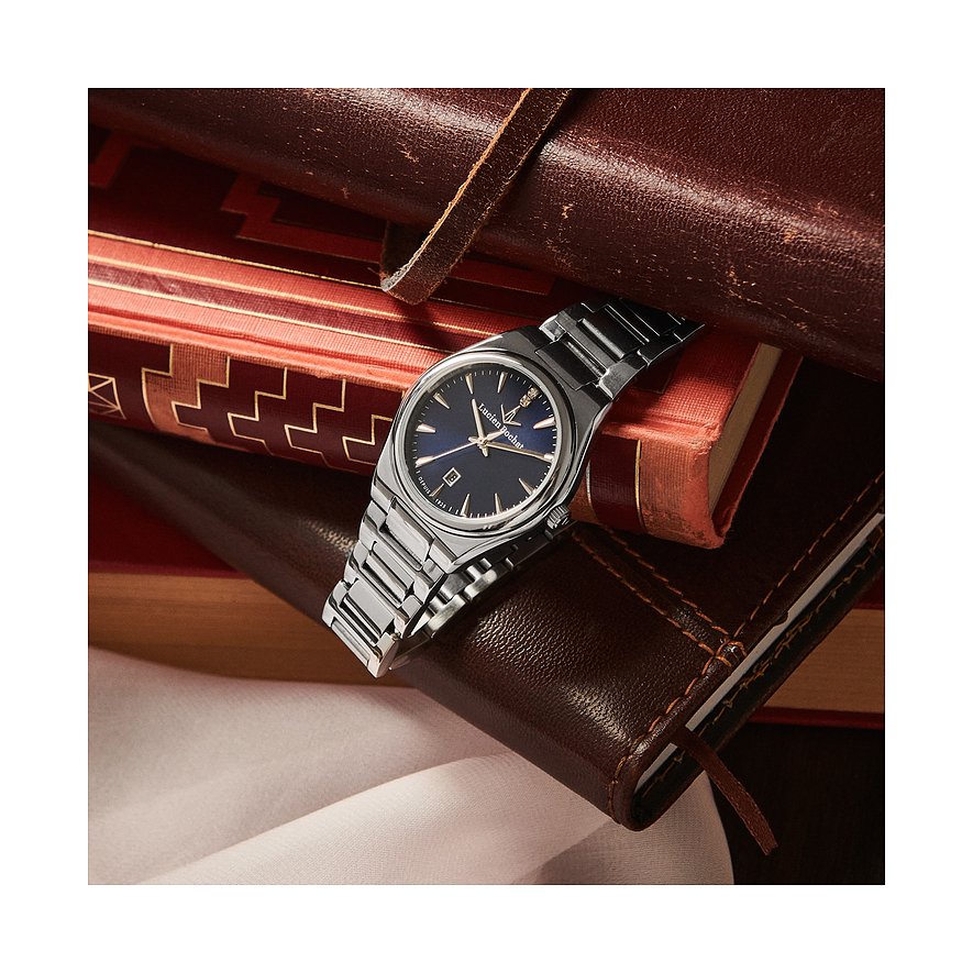 Montre pour femme Lucien Rochat avec boîtier en acier inoxydable, cadran bleu et deux diamants.