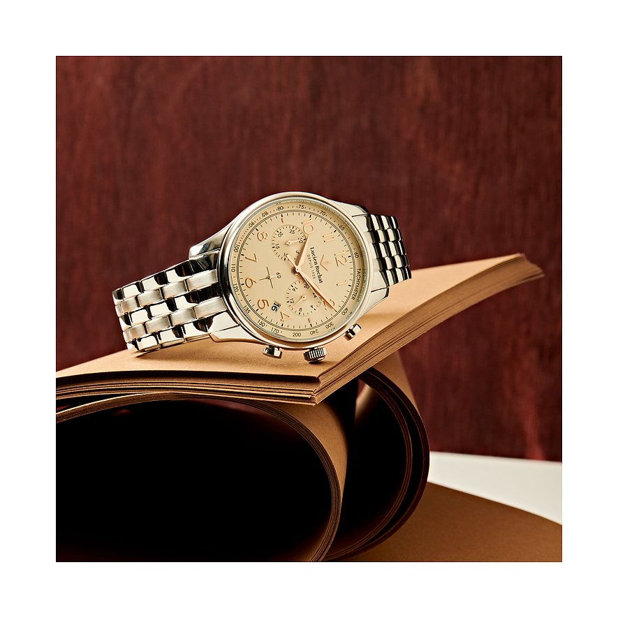 Lucien Rochat Herrenuhr mit Edelstahlgehäuse, cremefarbenem Zifferblatt und Chronographen.