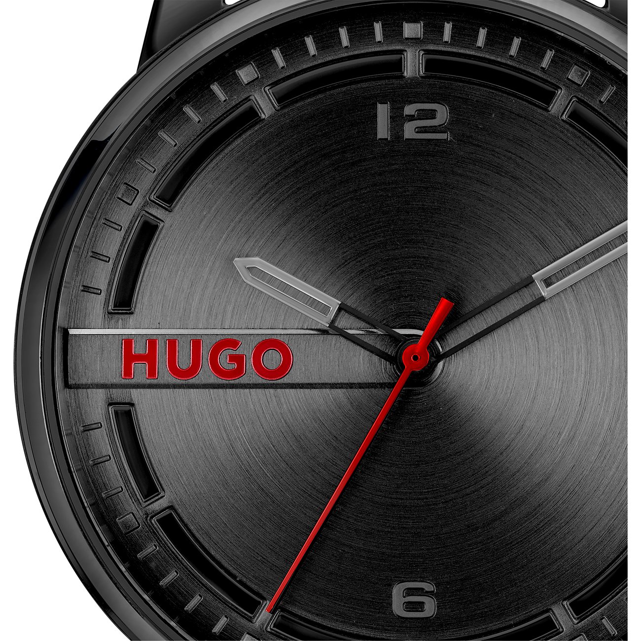 Hugo Herrenuhr mit Edelstahlgehäuse, schwarzem Zifferblatt und roten Akzenten.