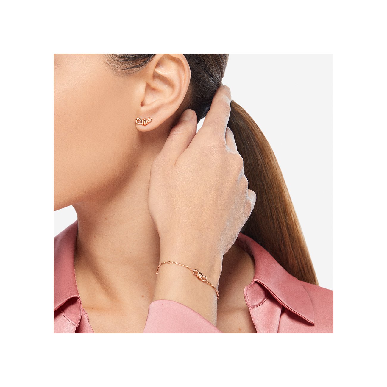 DoDo Armband aus 375 Roségold mit drei Ringen.