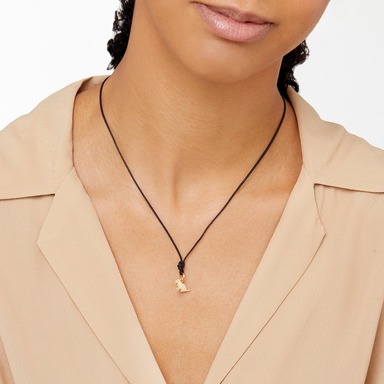 DoDo hanger van 750 geelgoud met zwart koord.