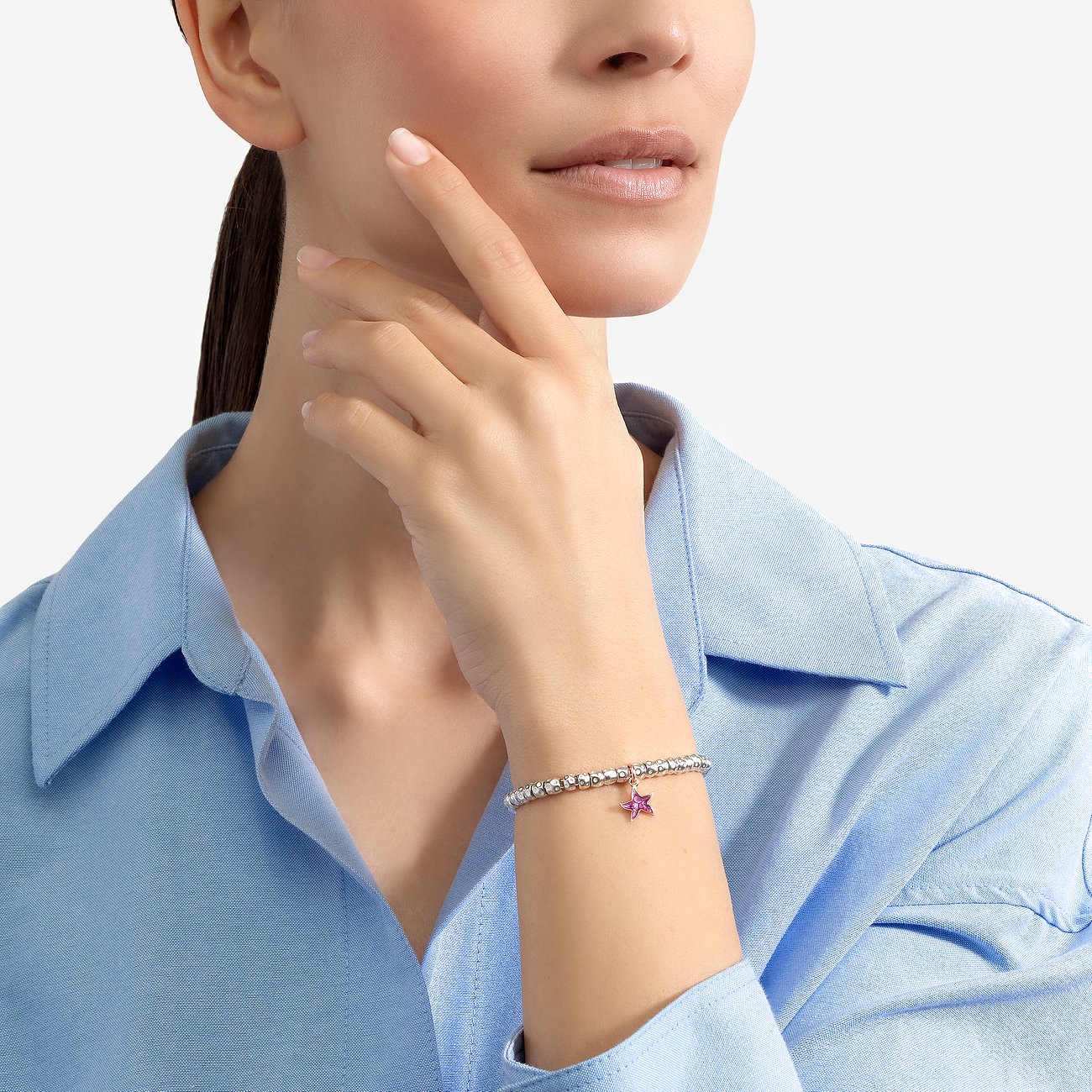 DoDo hanger van 375 roségoud met roze emaille.