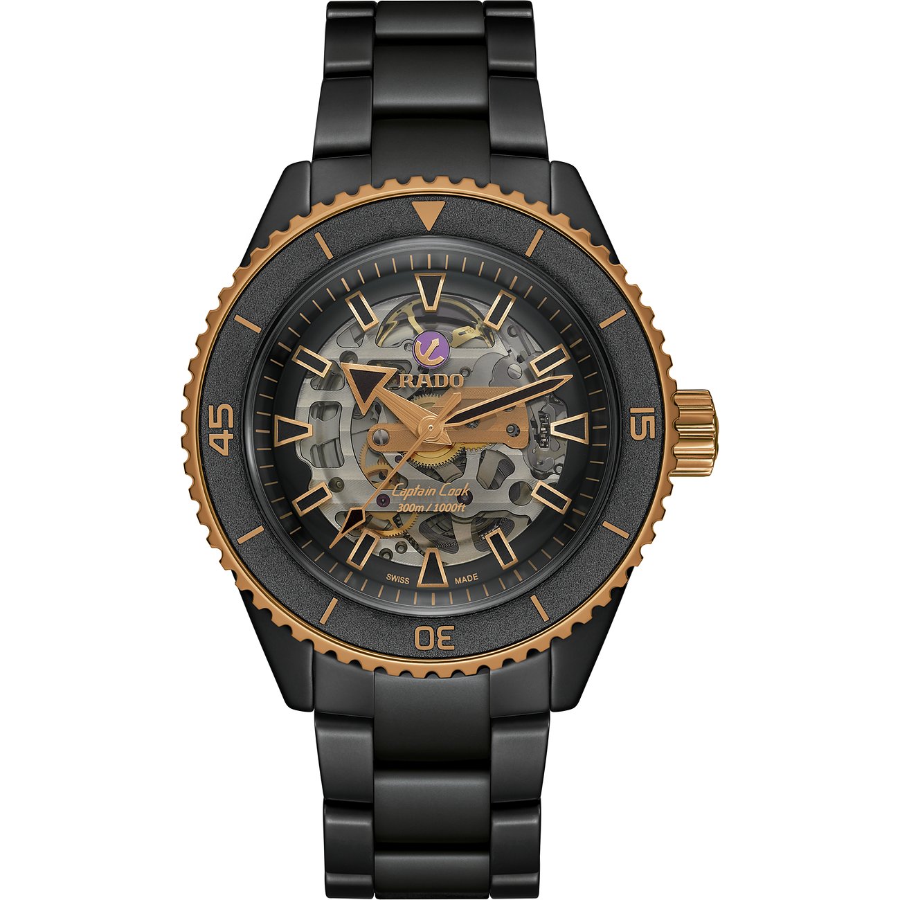 Rado Herrenuhr mit Keramikgehäuse, Skeleton-Zifferblatt und goldenen Akzenten.