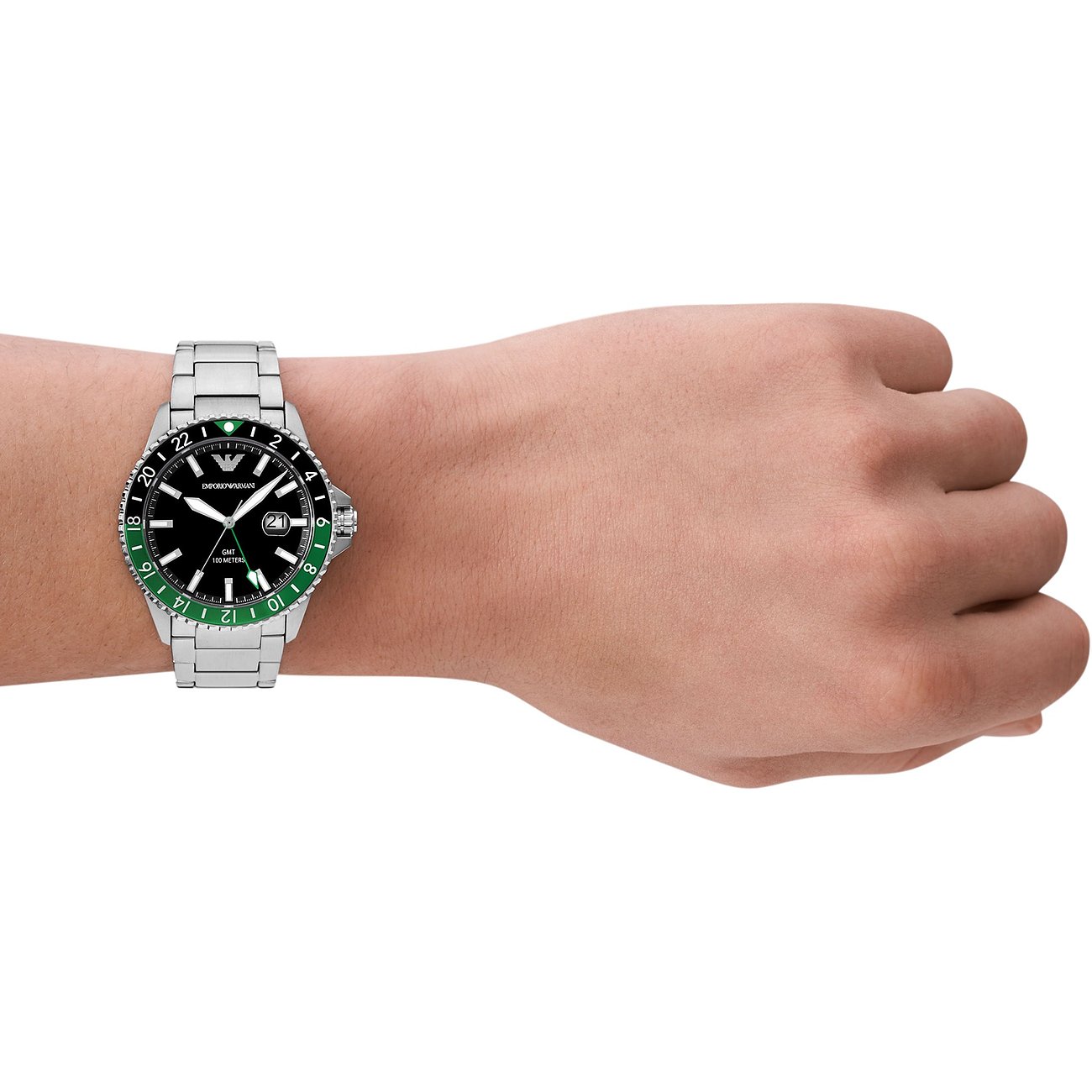 Emporio Armani Herrenuhr mit Edelstahlgehäuse, schwarzem Zifferblatt und grüner Lünette.