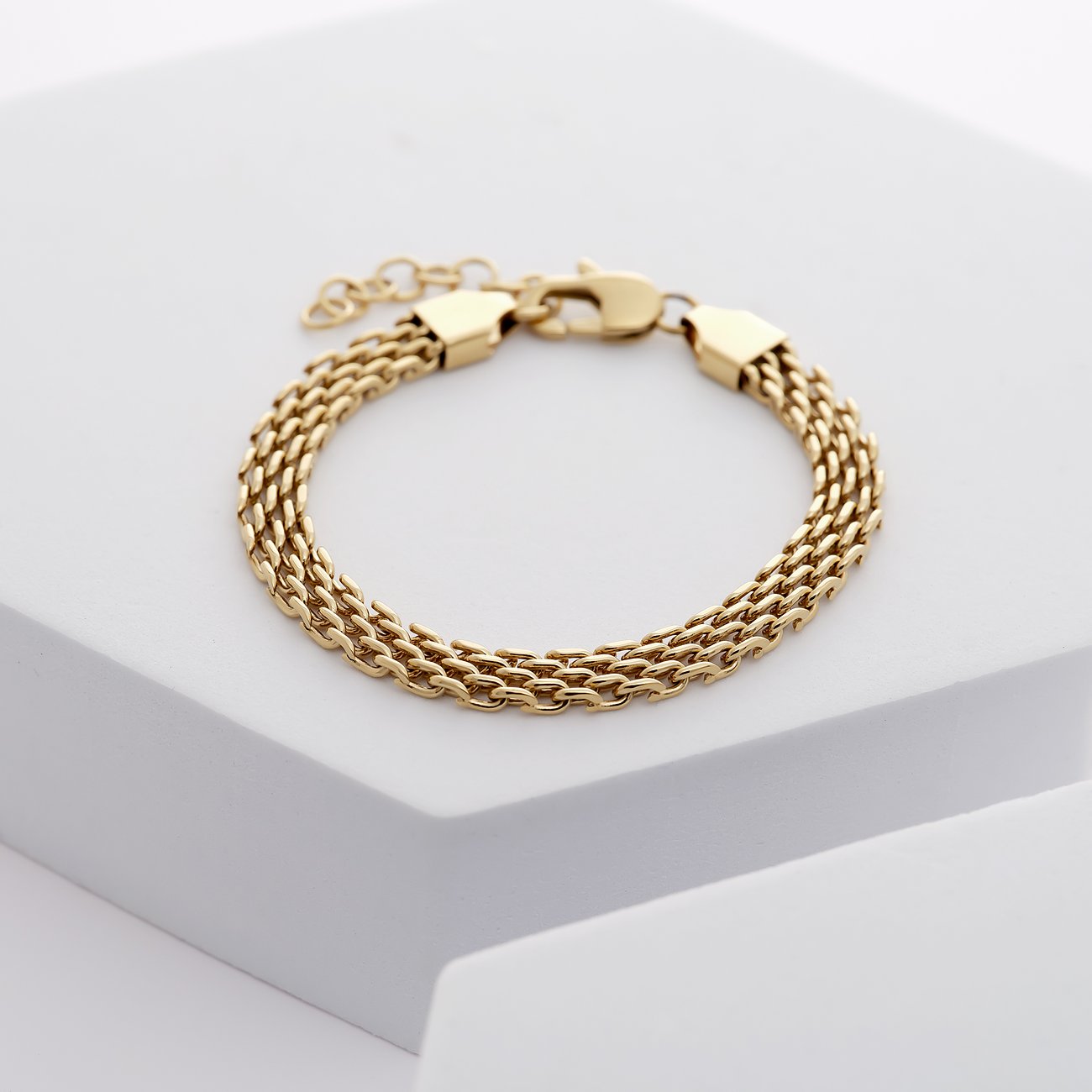 GMK Collection Armband aus Edelstahl mit dreireihiger Kette.