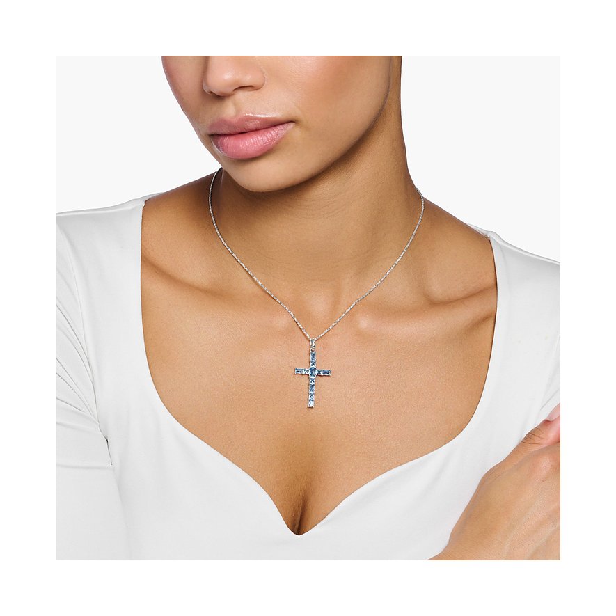 Thomas Sabo Anhängeschmuck aus 925er Silber mit blauen Spinellen.