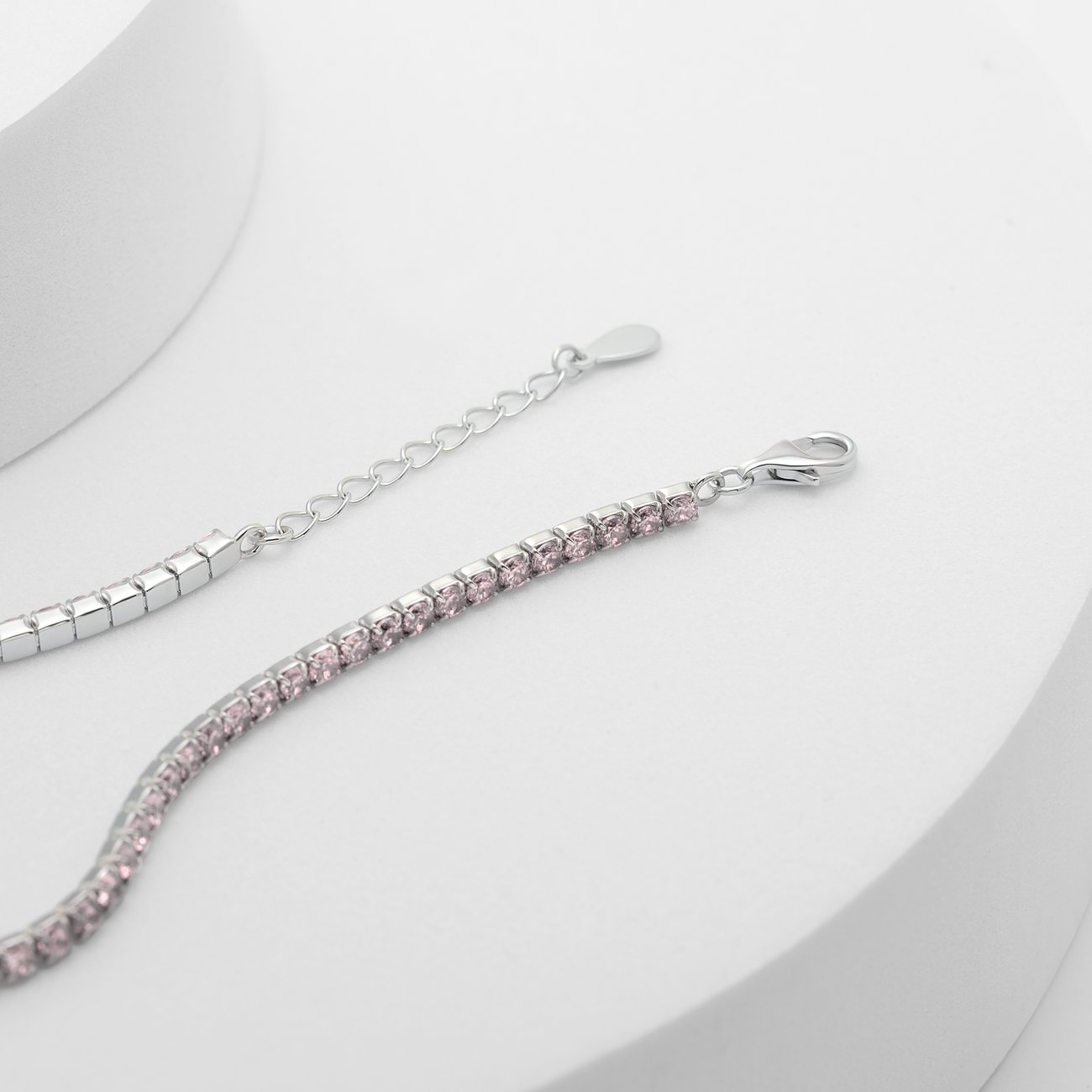 CHRIST Armband aus 925er recyceltem Silber mit pinken Zirkonia.