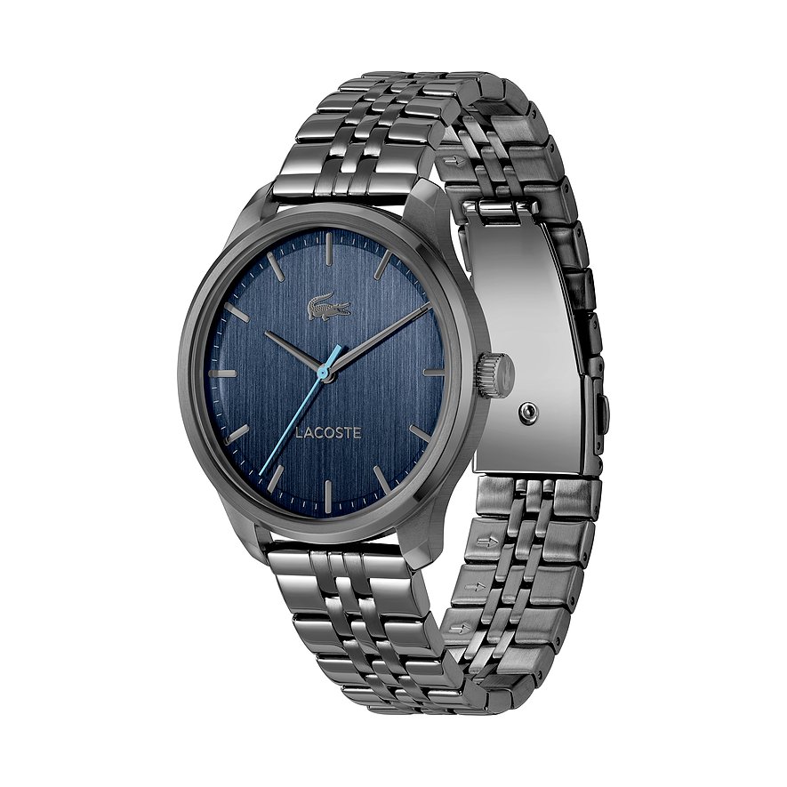 Lacoste herenhorloge met roestvrijstalen kast en blauwe wijzerplaat.
