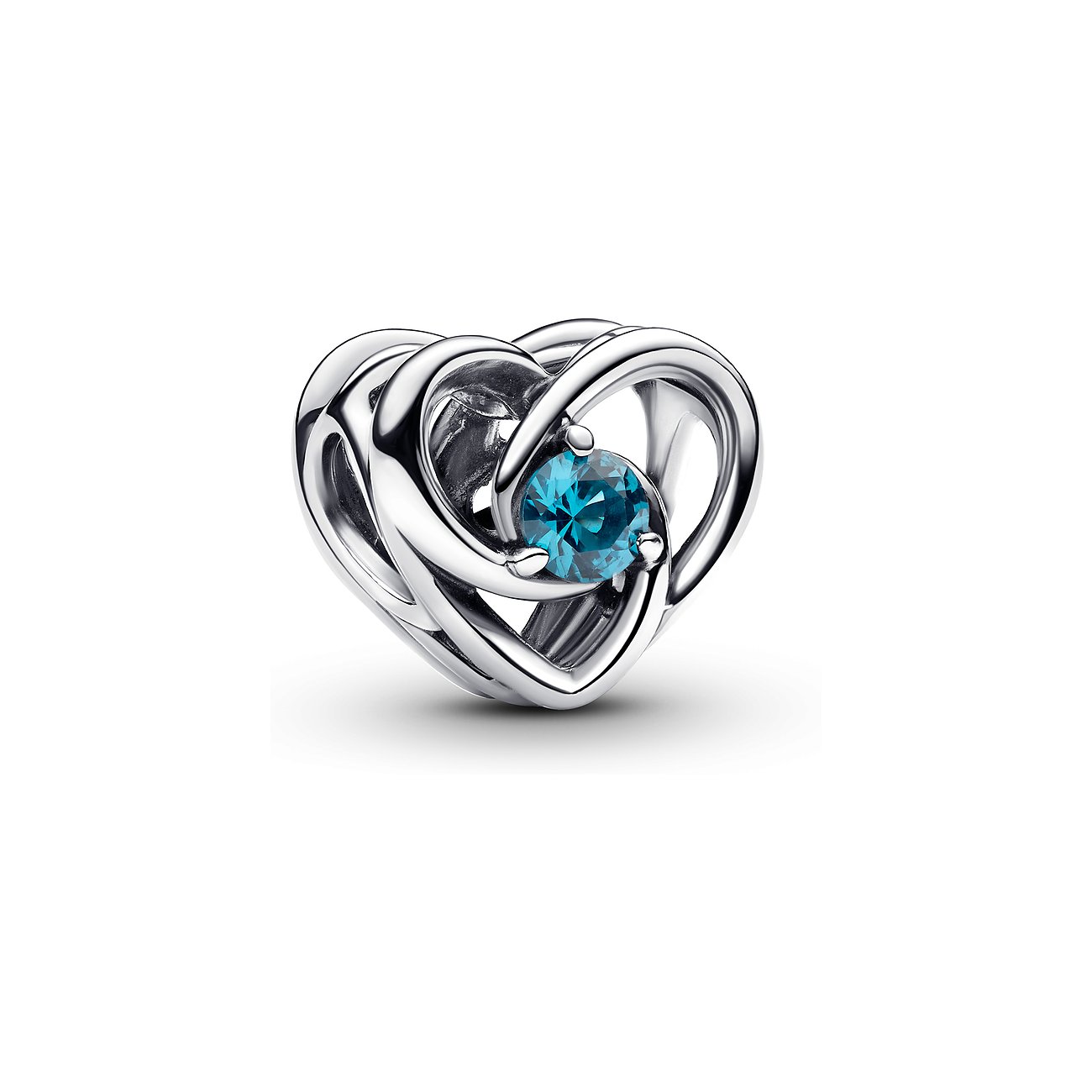 Pandora Anhängeschmuck aus 925er Silber mit blauem Kristall.