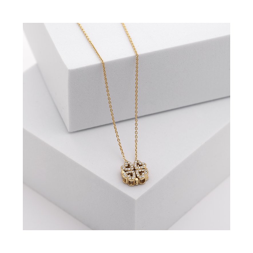 CHRIST Halsschmuck aus 925er recyceltem Silber mit Zirkonia.