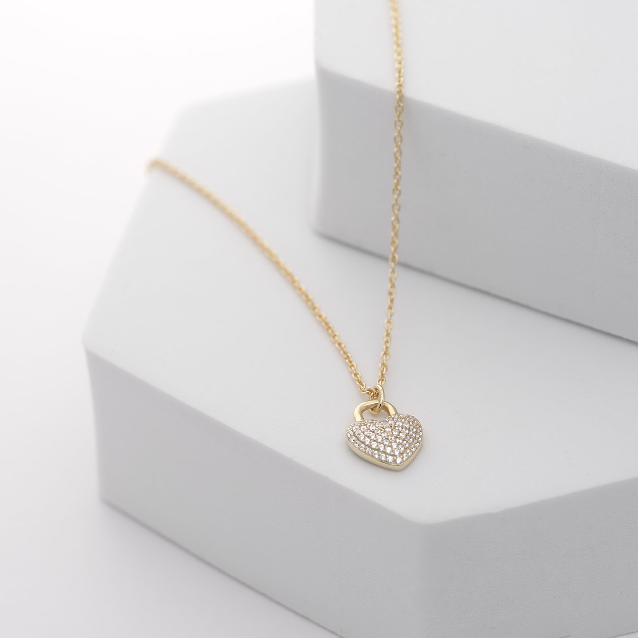 CHRIST halssmycke i 925 återvunnet silver med zirkonia.