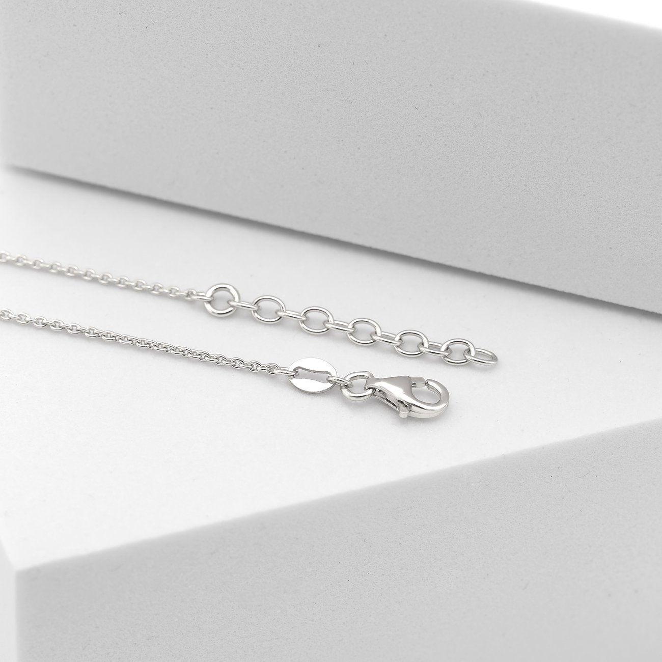 Collier CHRIST en argent recyclé 925 avec zircone.