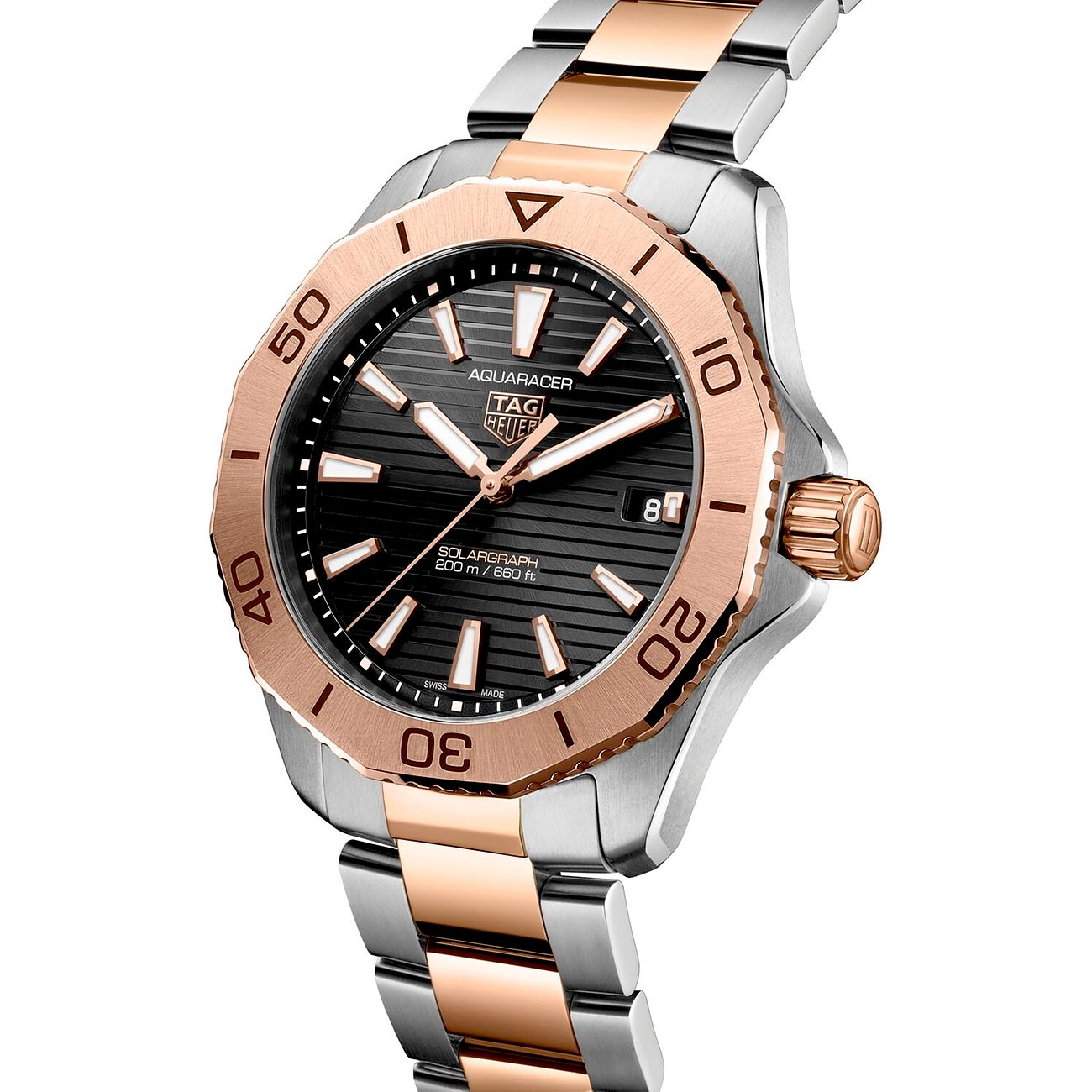 TAG Heuer Aquaracer mit Edelstahlgehäuse, bicolor, analog, schwarzes Zifferblatt.