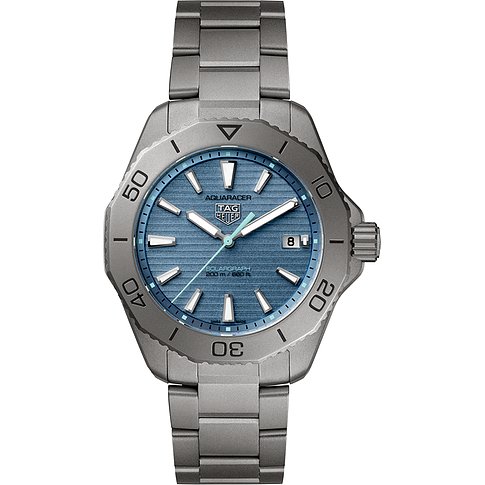 TAG Heuer Aquaracer Herrenuhr mit Edelstahlgehäuse und blauem Zifferblatt.