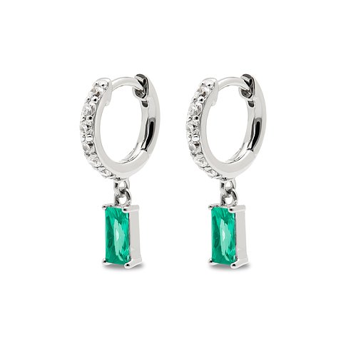 CHRIST Ohrringe aus 925 recyceltem Silber mit grünen Farbsteinen.