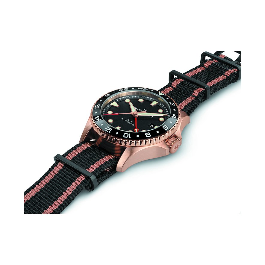 Hamilton Herrenuhr mit Edelstahlgehäuse, schwarzem Zifferblatt und bicolor-Armband.